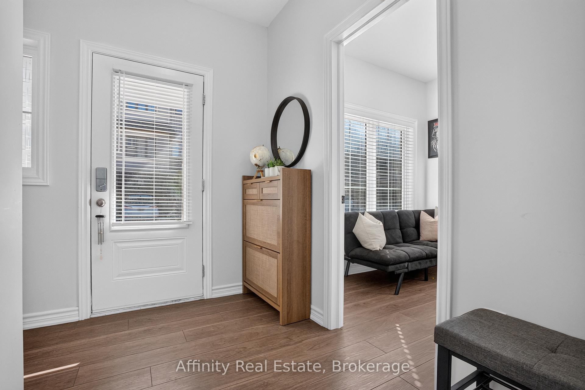 Photo 5 of Unit #49, 124 Compass Trail, Cambridge, Preston Heights — HOMEH