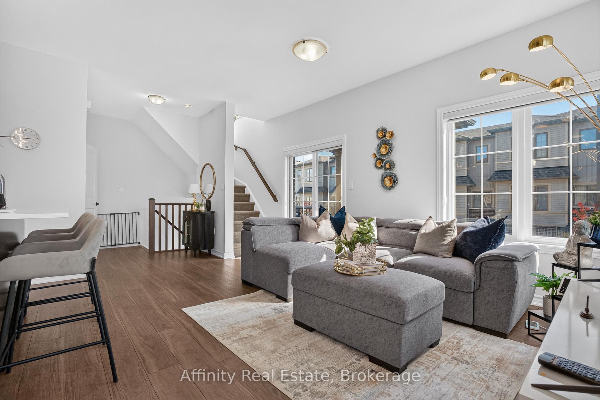 Photo 14 of Unit #49, 124 Compass Trail, Cambridge, Preston Heights — HOMEH