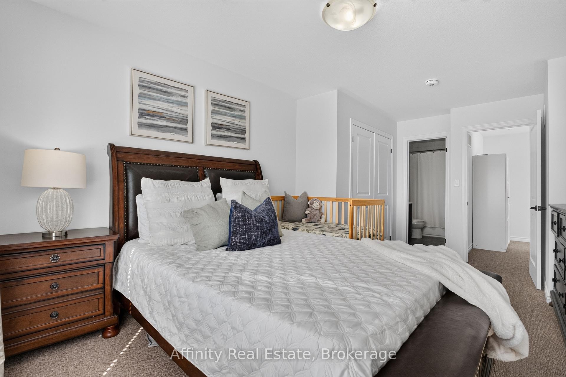 Photo 31 of Unit #49, 124 Compass Trail, Cambridge, Preston Heights — HOMEH