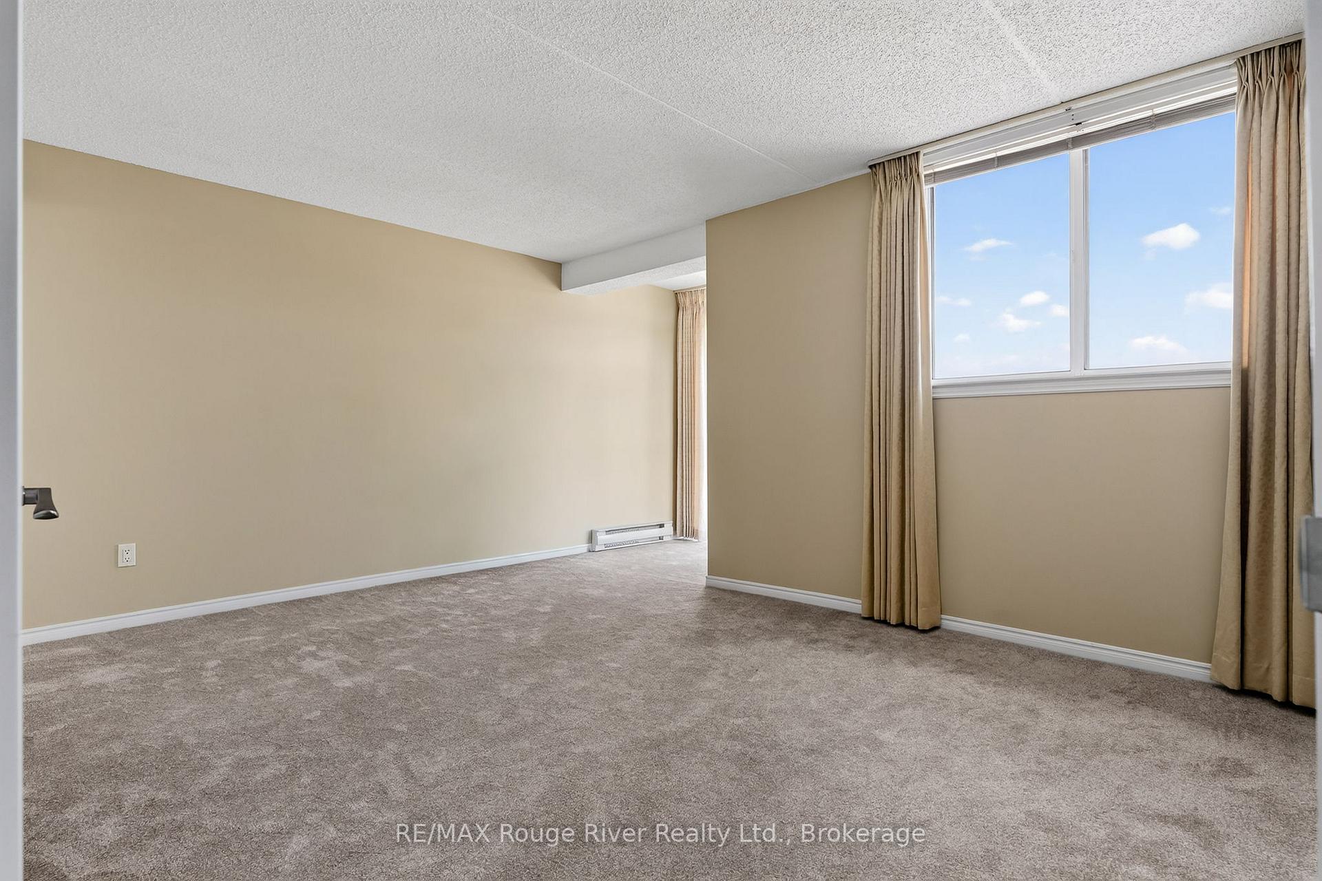 Photo 18 of Unit 402, 1 Queen Street, Cobourg — HOMEH
