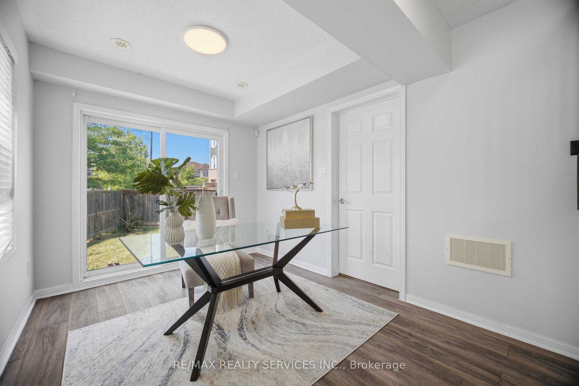 Photo 9 of 6 Viewforth Road, Brampton, Northwest Brampton — HOMEH