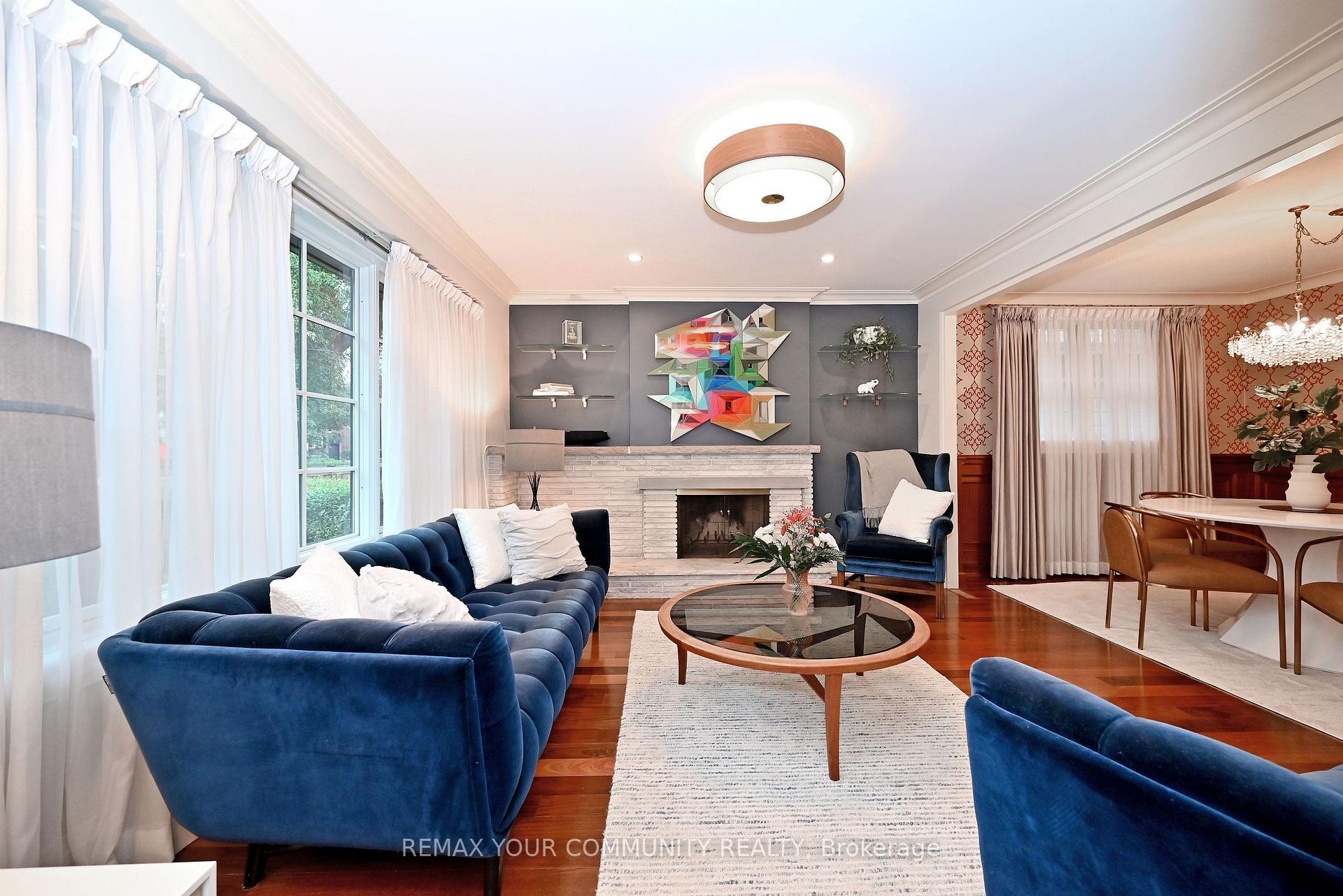 Photo 13 of 141 Prince Edward Drive S, Etobicoke, Stonegate-Queensway — HOMEH