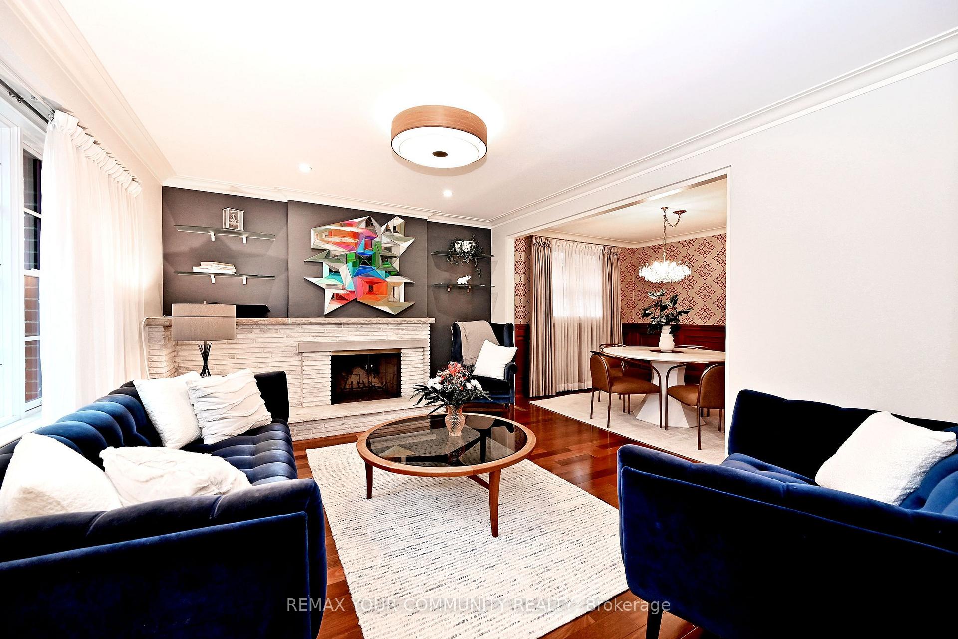 Photo 14 of 141 Prince Edward Drive S, Etobicoke, Stonegate-Queensway — HOMEH