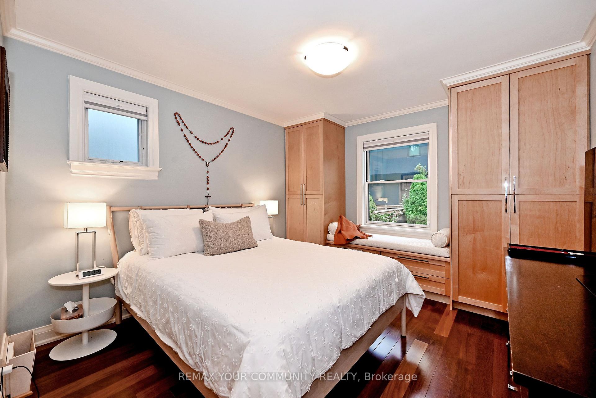 Photo 30 of 141 Prince Edward Drive S, Etobicoke, Stonegate-Queensway — HOMEH