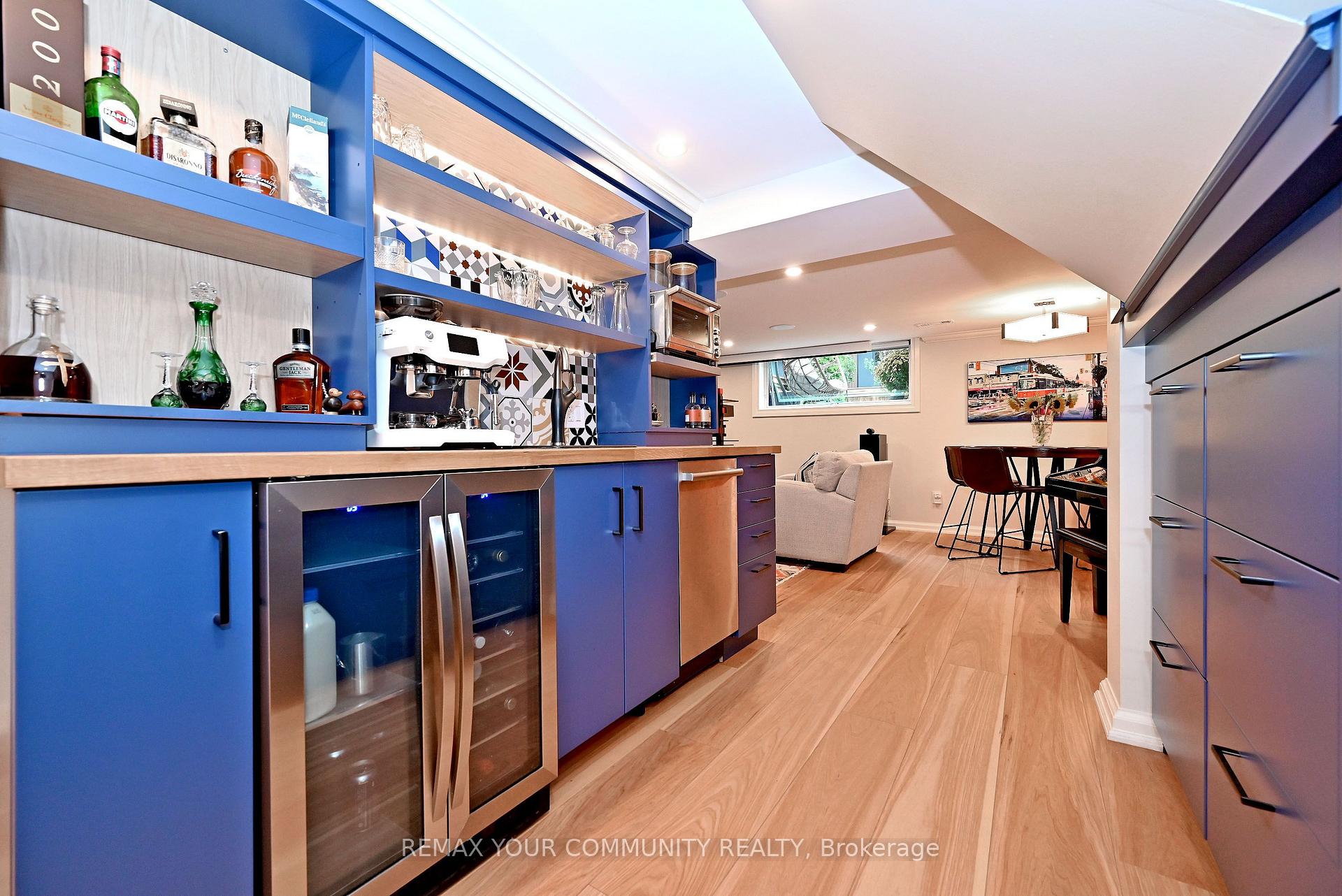 Photo 44 of 141 Prince Edward Drive S, Etobicoke, Stonegate-Queensway — HOMEH