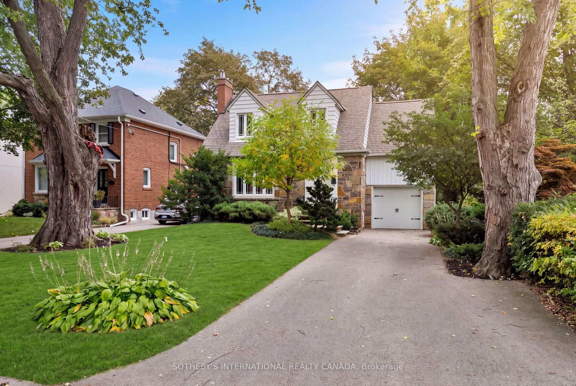 Photo of 145 Brentwood Road N