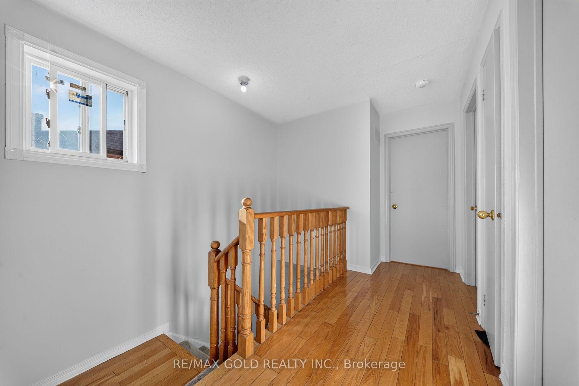 Photo 21 of 152 Bighorn Crescent, Brampton, Sandringham-Wellington — HOMEH