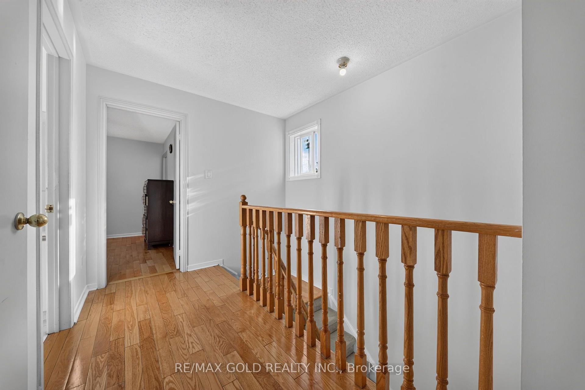 Photo 30 of 152 Bighorn Crescent, Brampton, Sandringham-Wellington — HOMEH