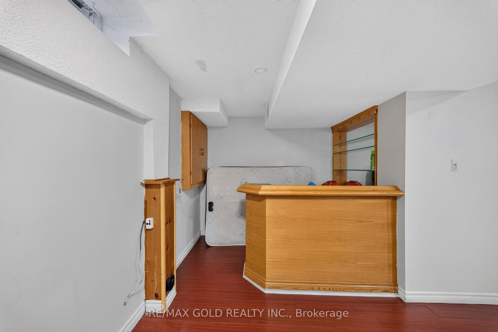Photo 32 of 152 Bighorn Crescent, Brampton, Sandringham-Wellington — HOMEH