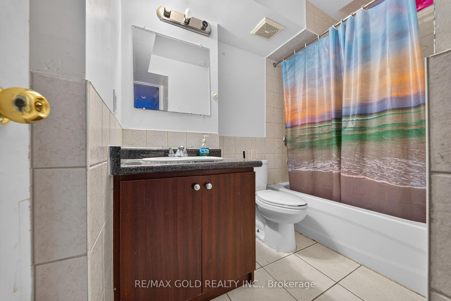 Photo 38 of 152 Bighorn Crescent, Brampton, Sandringham-Wellington — HOMEH