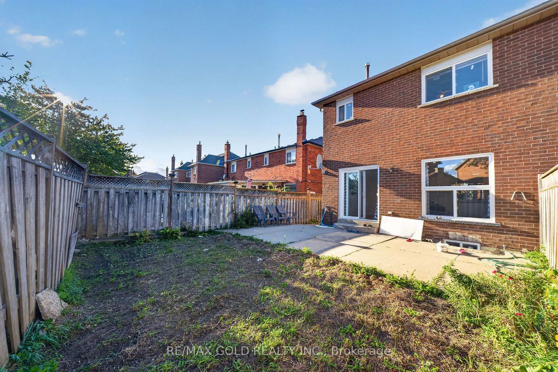 Photo 42 of 152 Bighorn Crescent, Brampton, Sandringham-Wellington — HOMEH