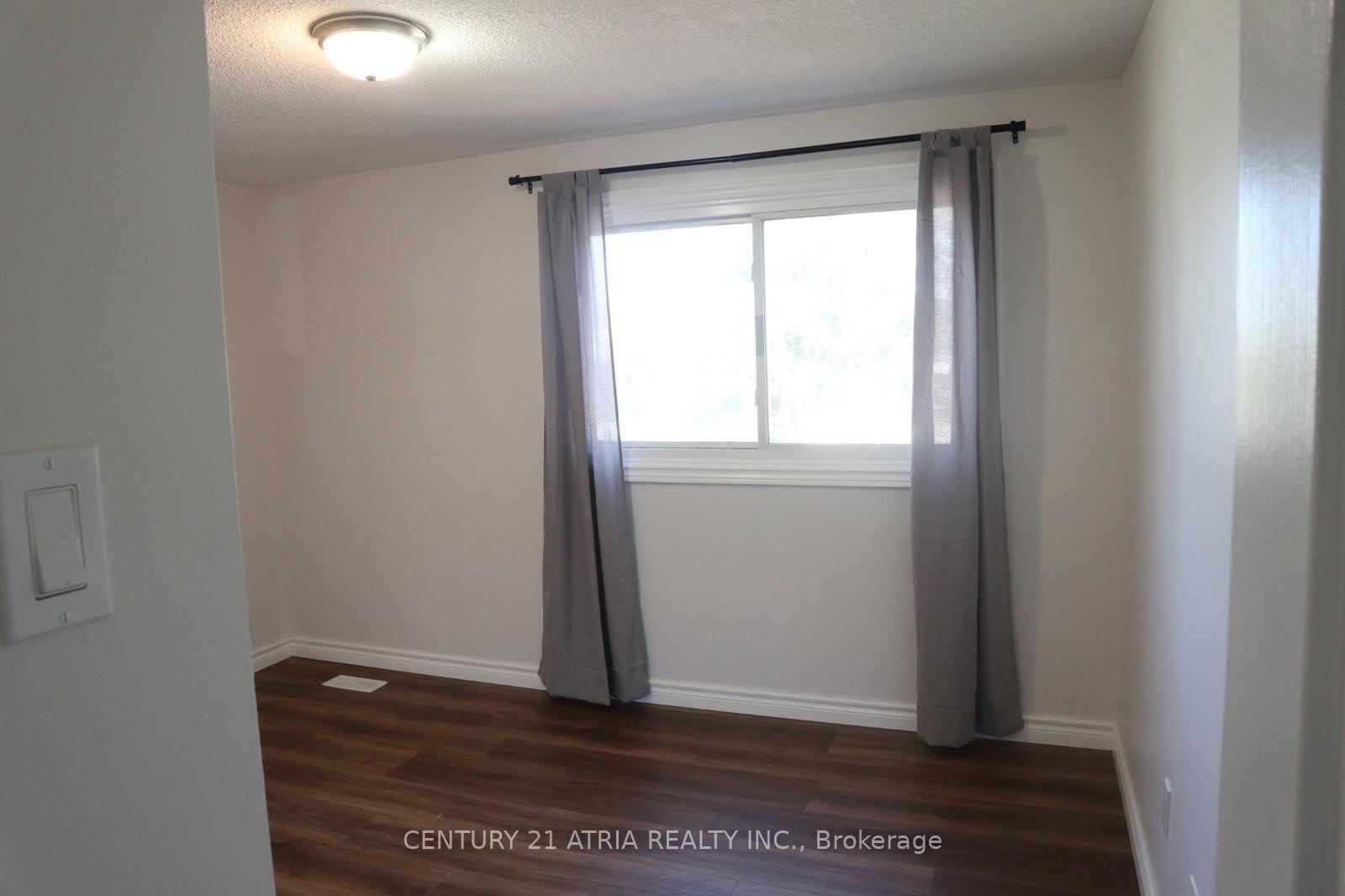 Photo 6 of Unit 47, 2700 Barton Street E, Hamilton, Riverdale — HOMEH