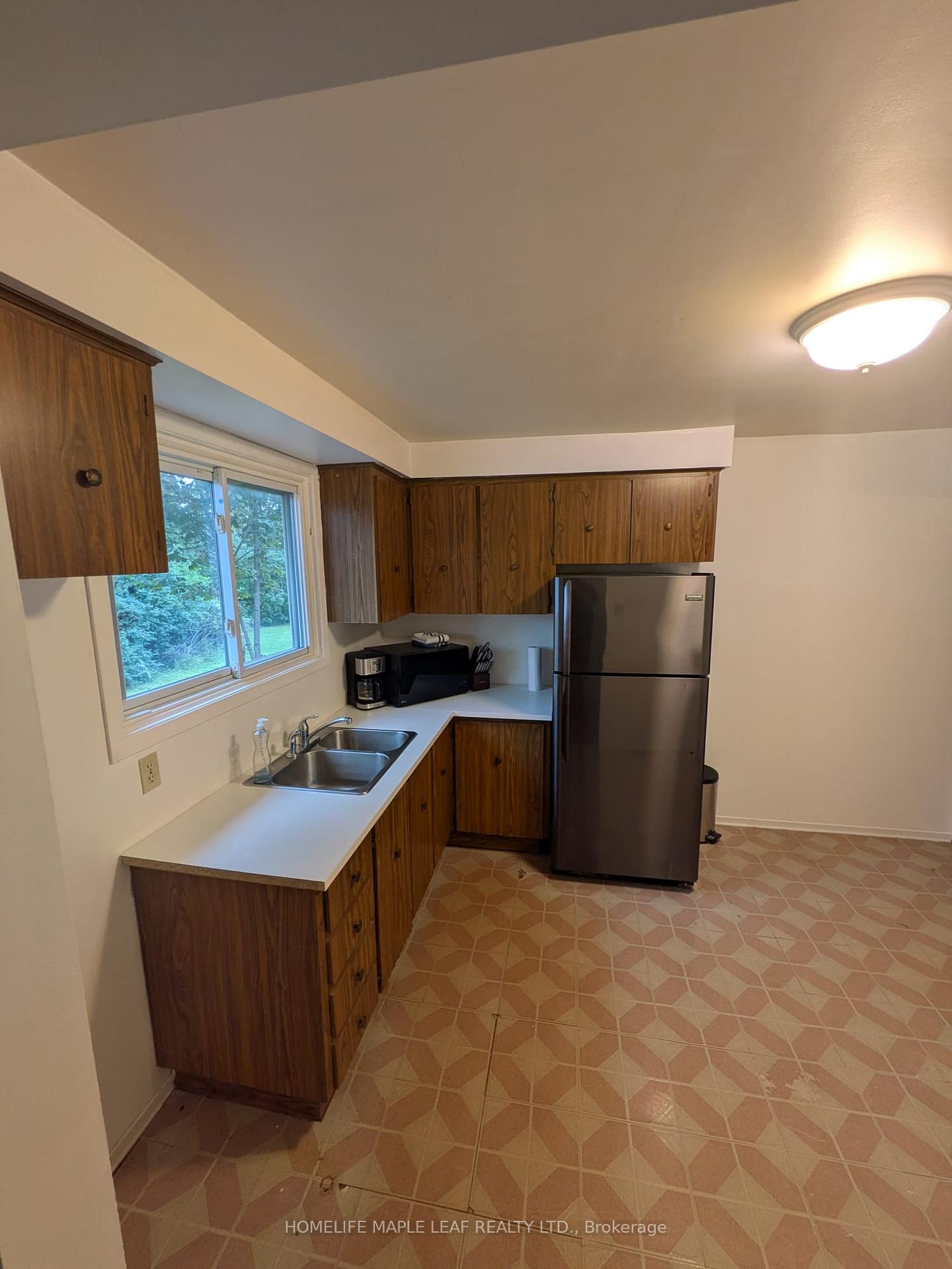 Photo 6 of 67 Rand Street, Hamilton, Stoney Creek Mountain — HOMEH