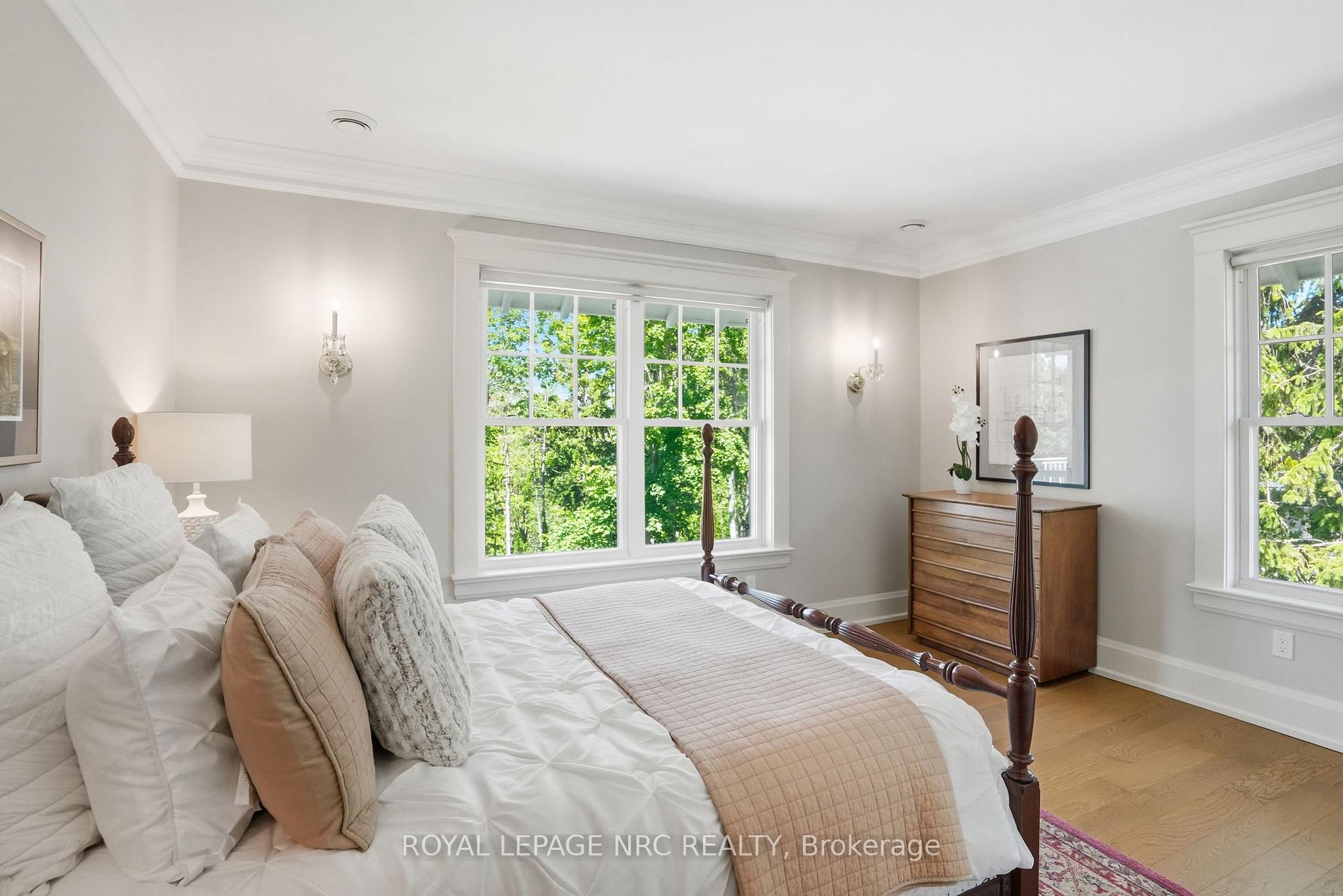 Photo 28 of 50 Hillcrest Avenue, St. Catharines, Old Glenridge — HOMEH