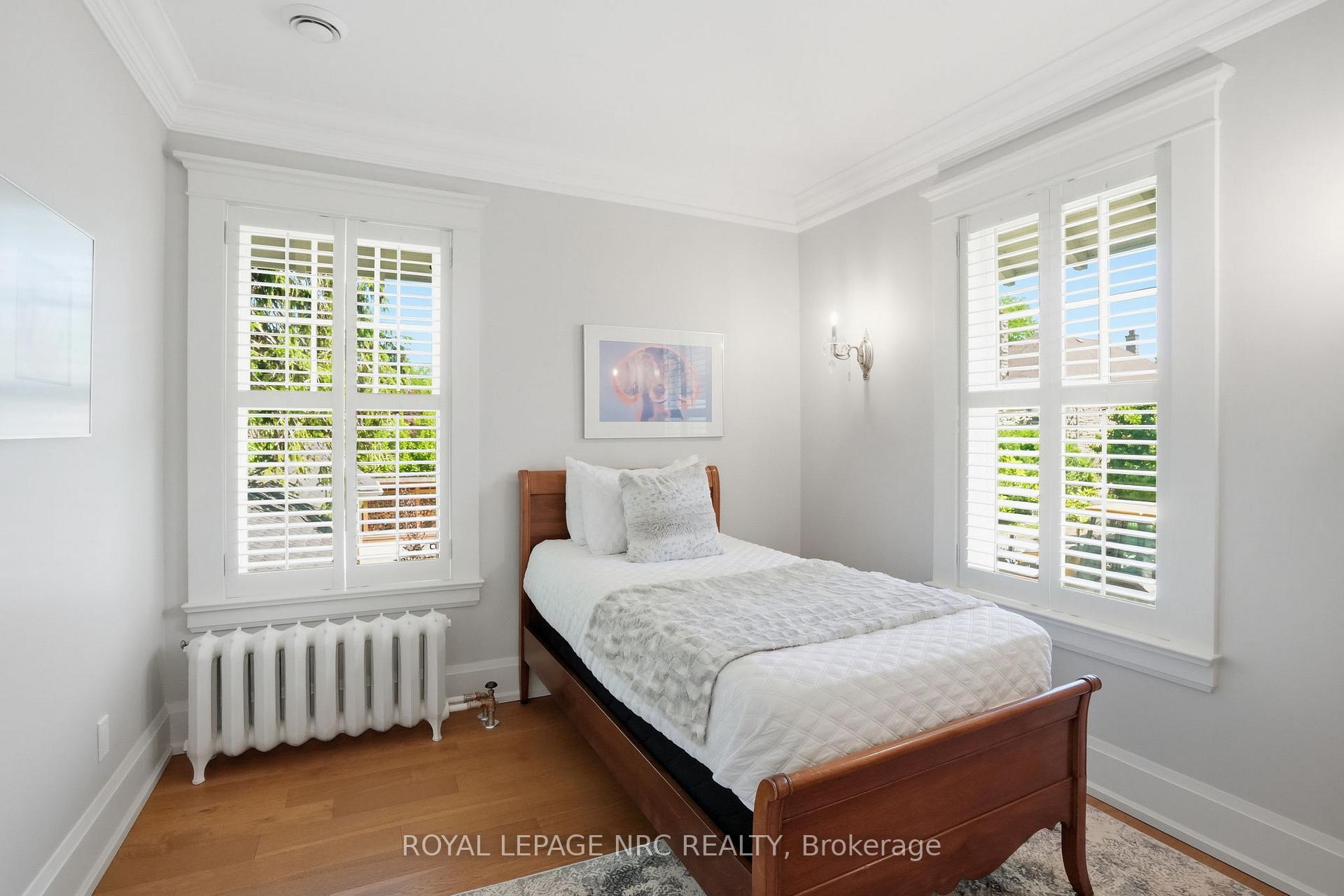 Photo 32 of 50 Hillcrest Avenue, St. Catharines, Old Glenridge — HOMEH