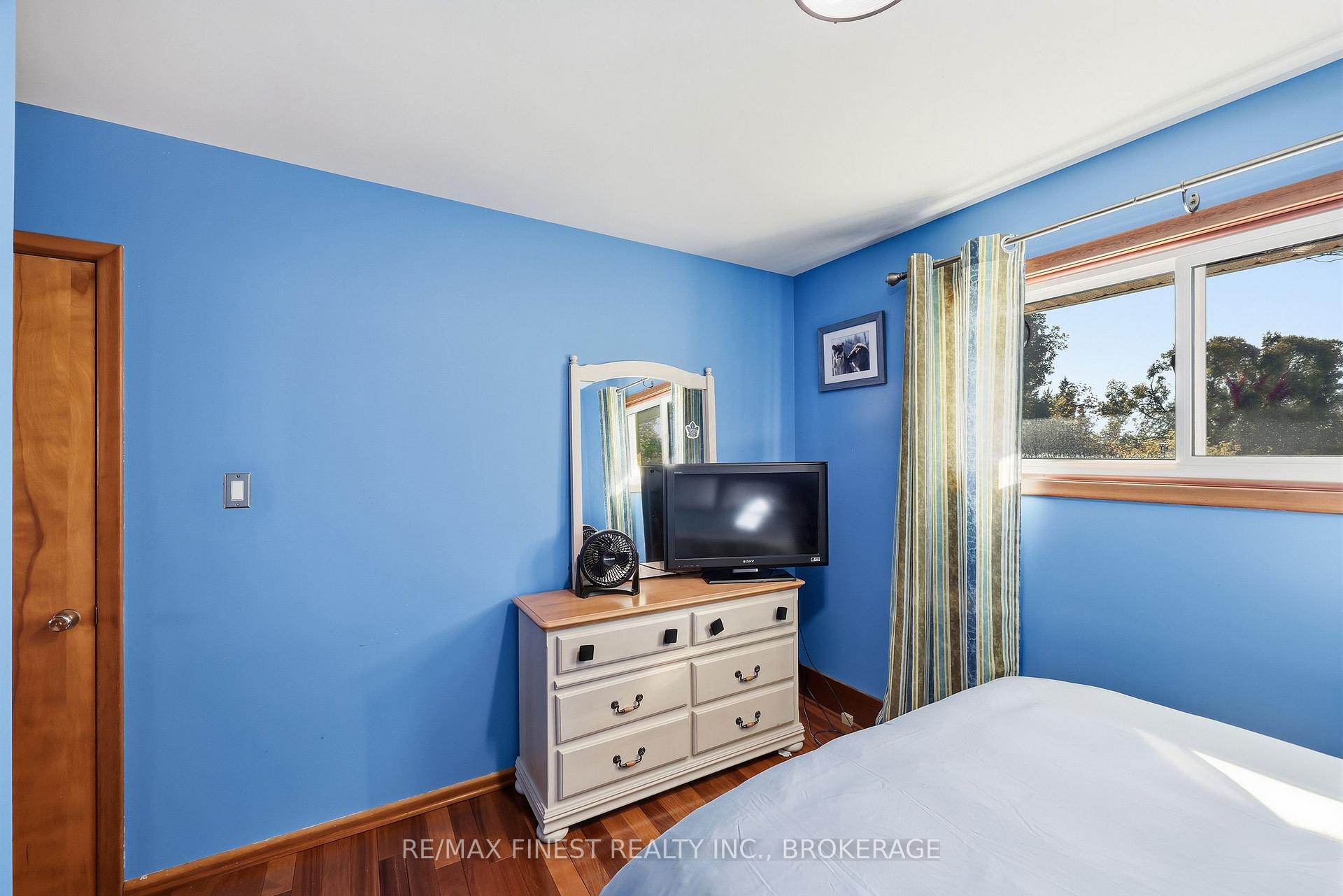 Photo 26 of 1409 Sproule Street, Kingston, City Northwest — HOMEH