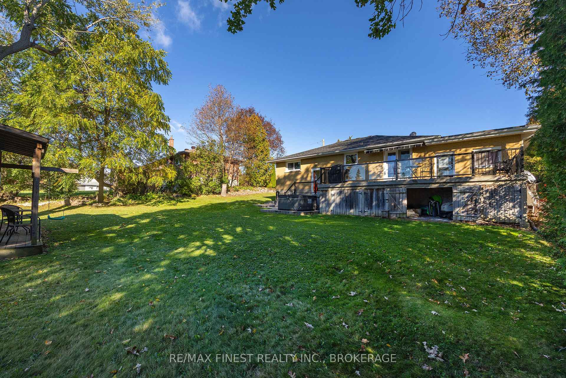 Photo 46 of 1409 Sproule Street, Kingston, City Northwest — HOMEH