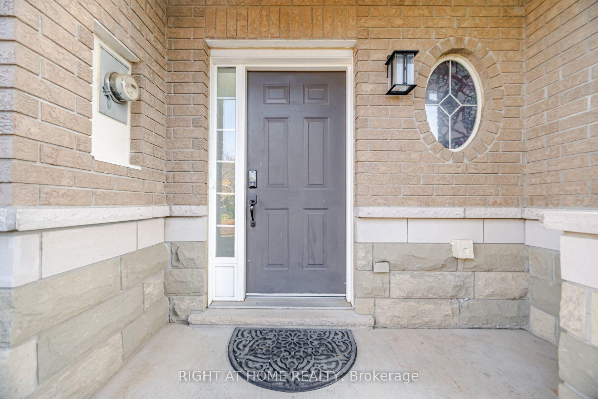 Photo 5 of 4089 Medland Drive, Burlington, Rose — HOMEH