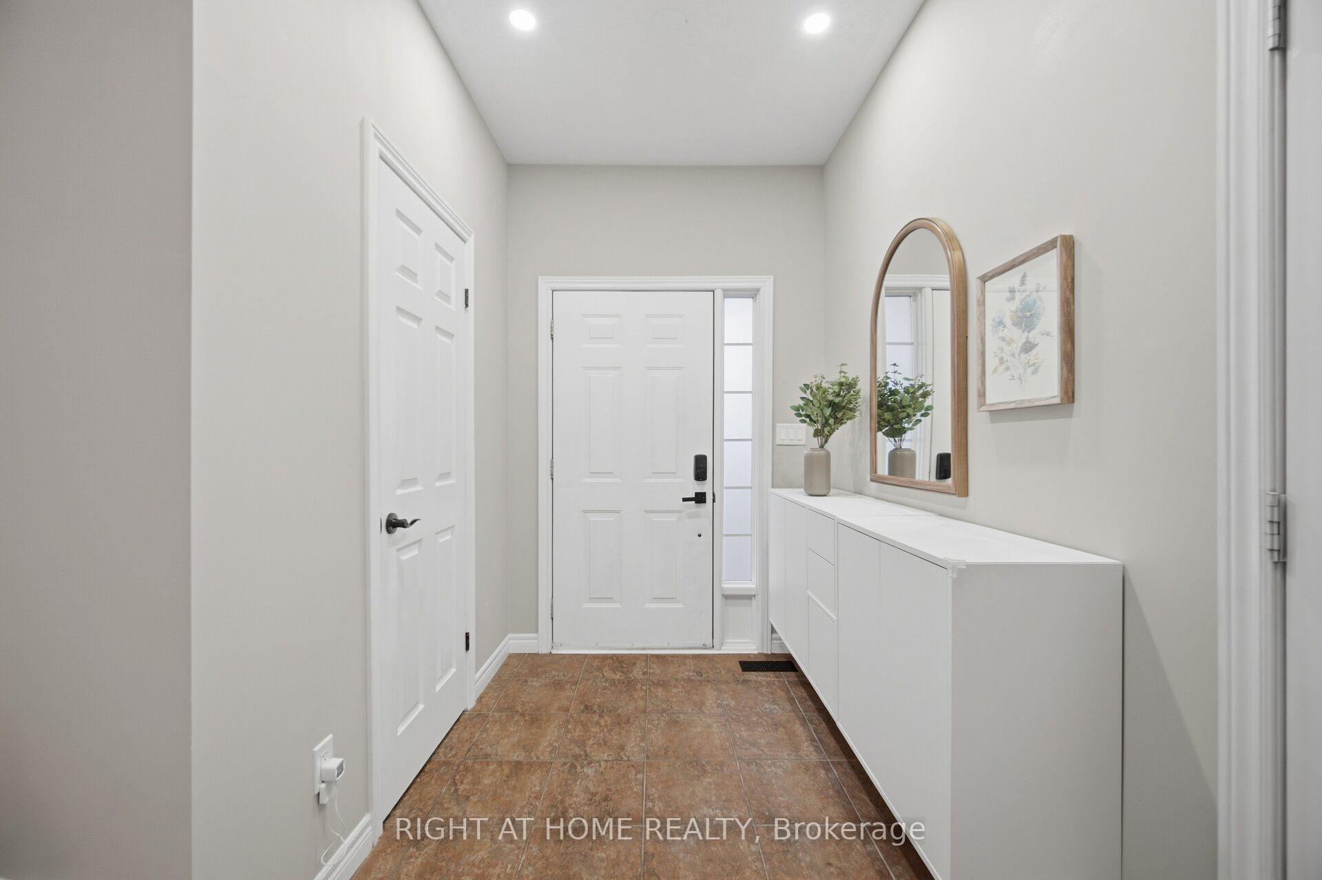 Photo 6 of 4089 Medland Drive, Burlington, Rose — HOMEH