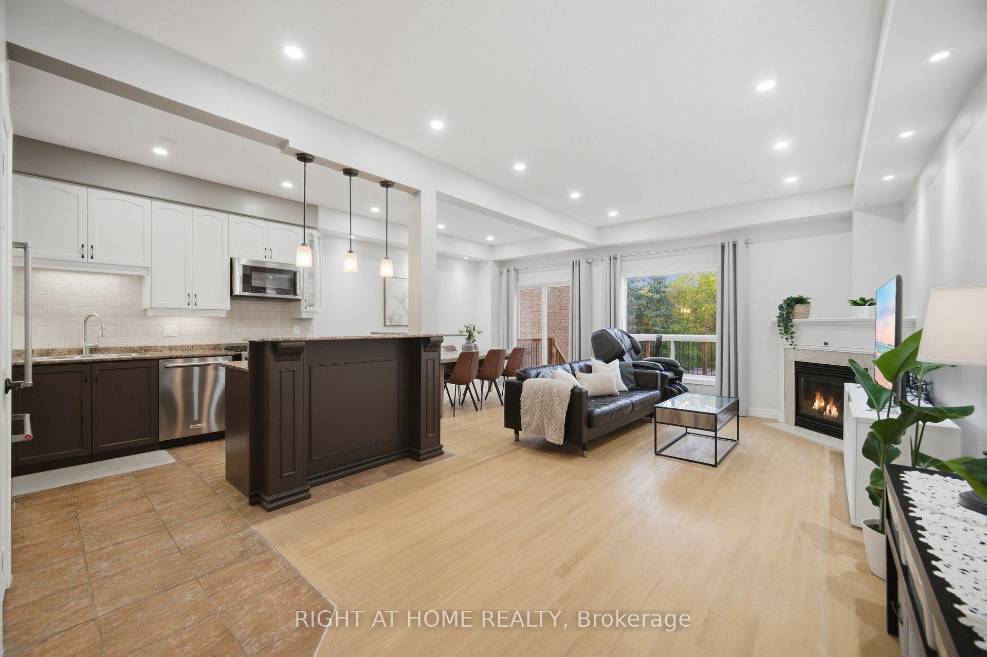 Photo 10 of 4089 Medland Drive, Burlington, Rose — HOMEH