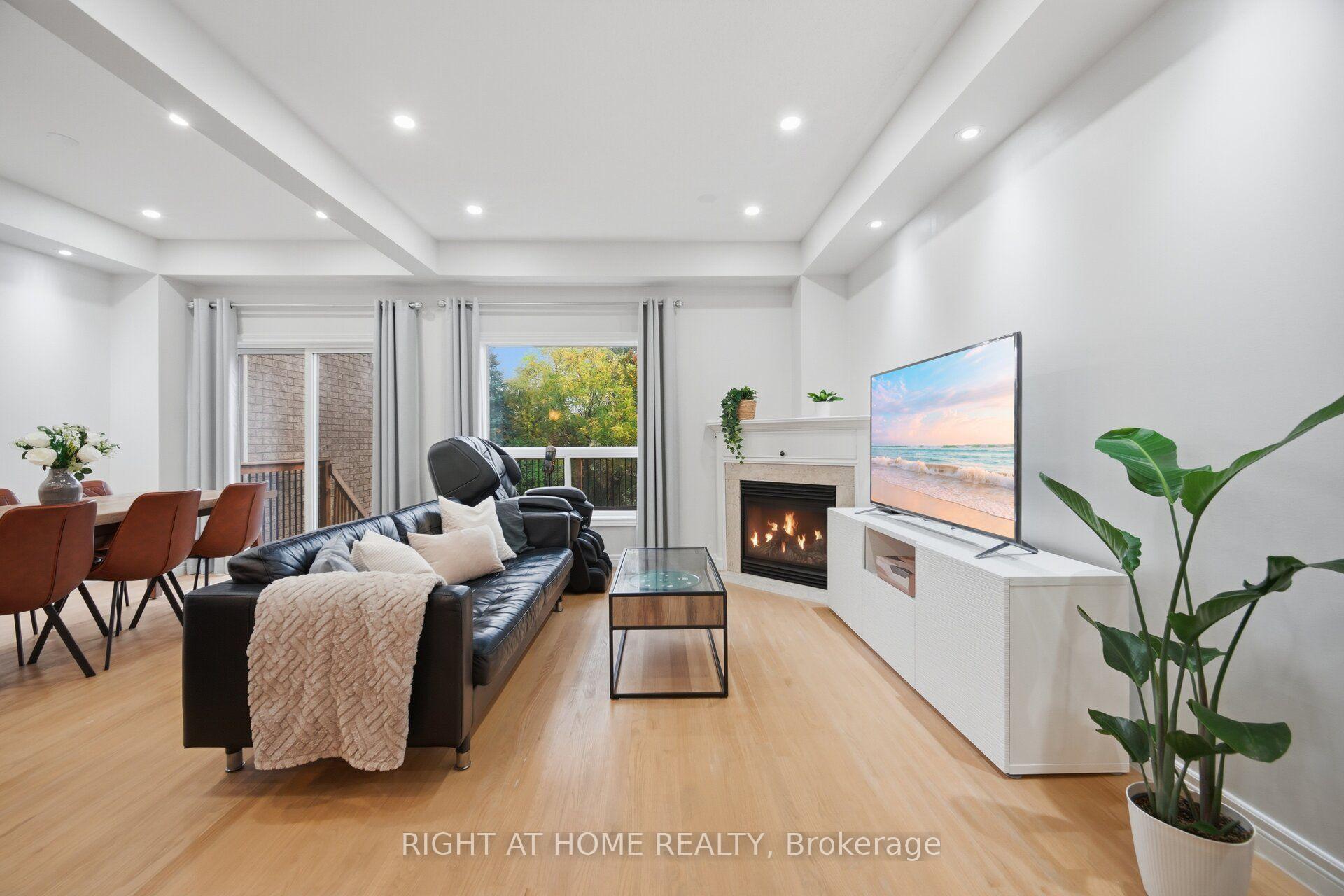 Photo 11 of 4089 Medland Drive, Burlington, Rose — HOMEH