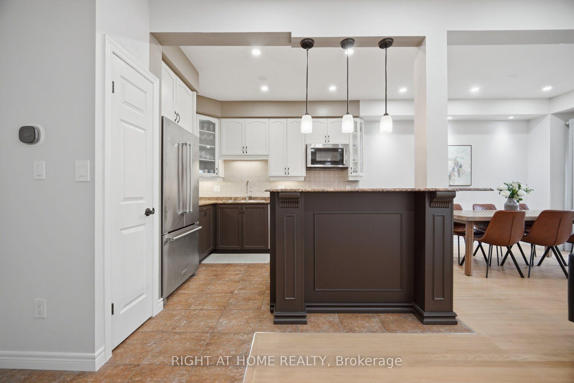 Photo 17 of 4089 Medland Drive, Burlington, Rose — HOMEH