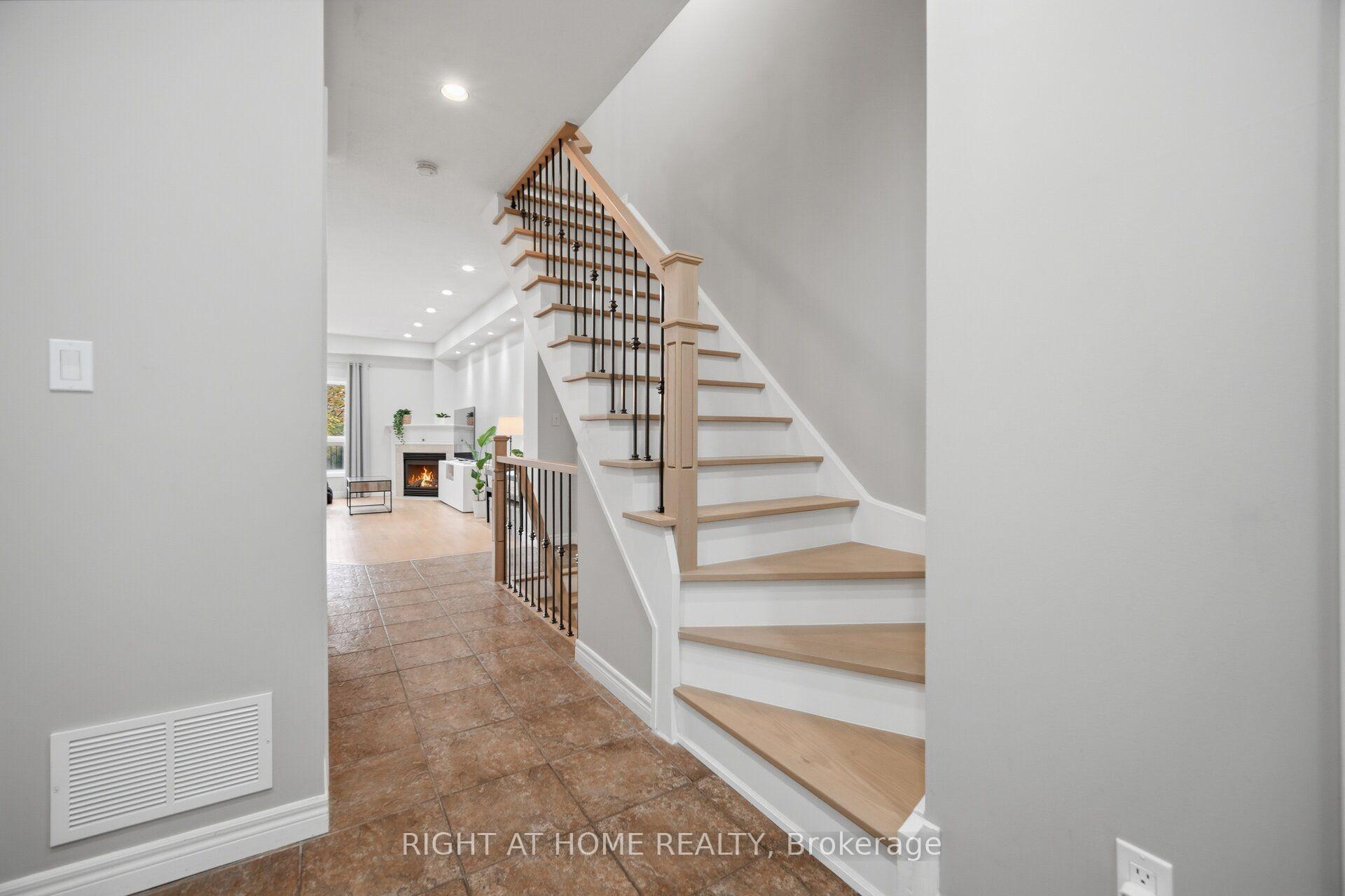 Photo 22 of 4089 Medland Drive, Burlington, Rose — HOMEH
