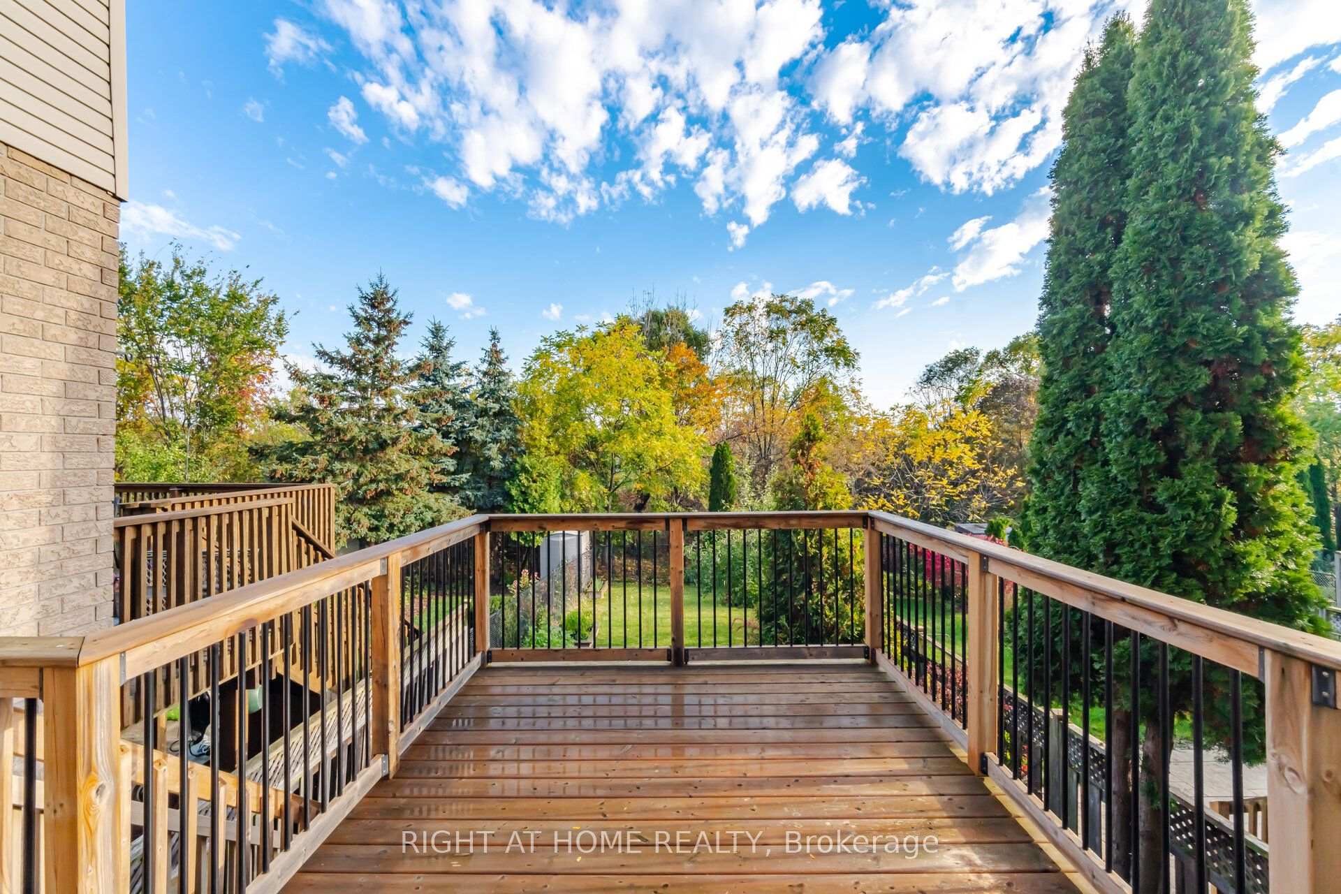 Photo 49 of 4089 Medland Drive, Burlington, Rose — HOMEH