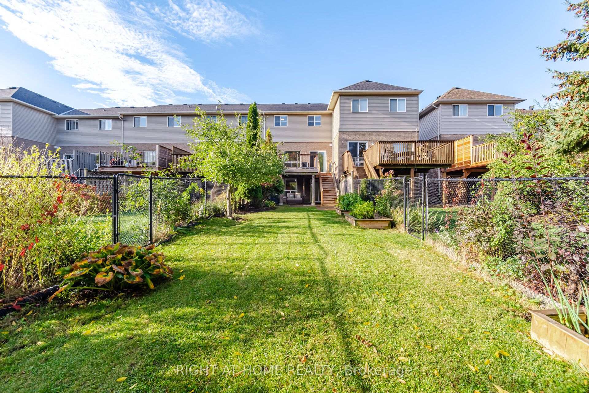 Photo 55 of 4089 Medland Drive, Burlington, Rose — HOMEH