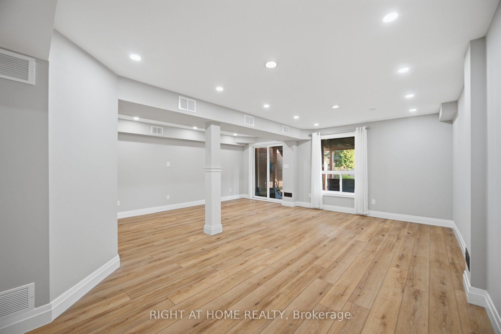 Photo 42 of 4089 Medland Drive, Burlington, Rose — HOMEH
