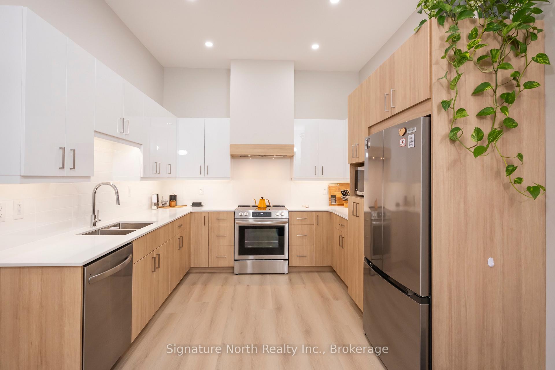 Photo 12 of 836 Weiler Boulevard, Thunder Bay, Parkdale — HOMEH