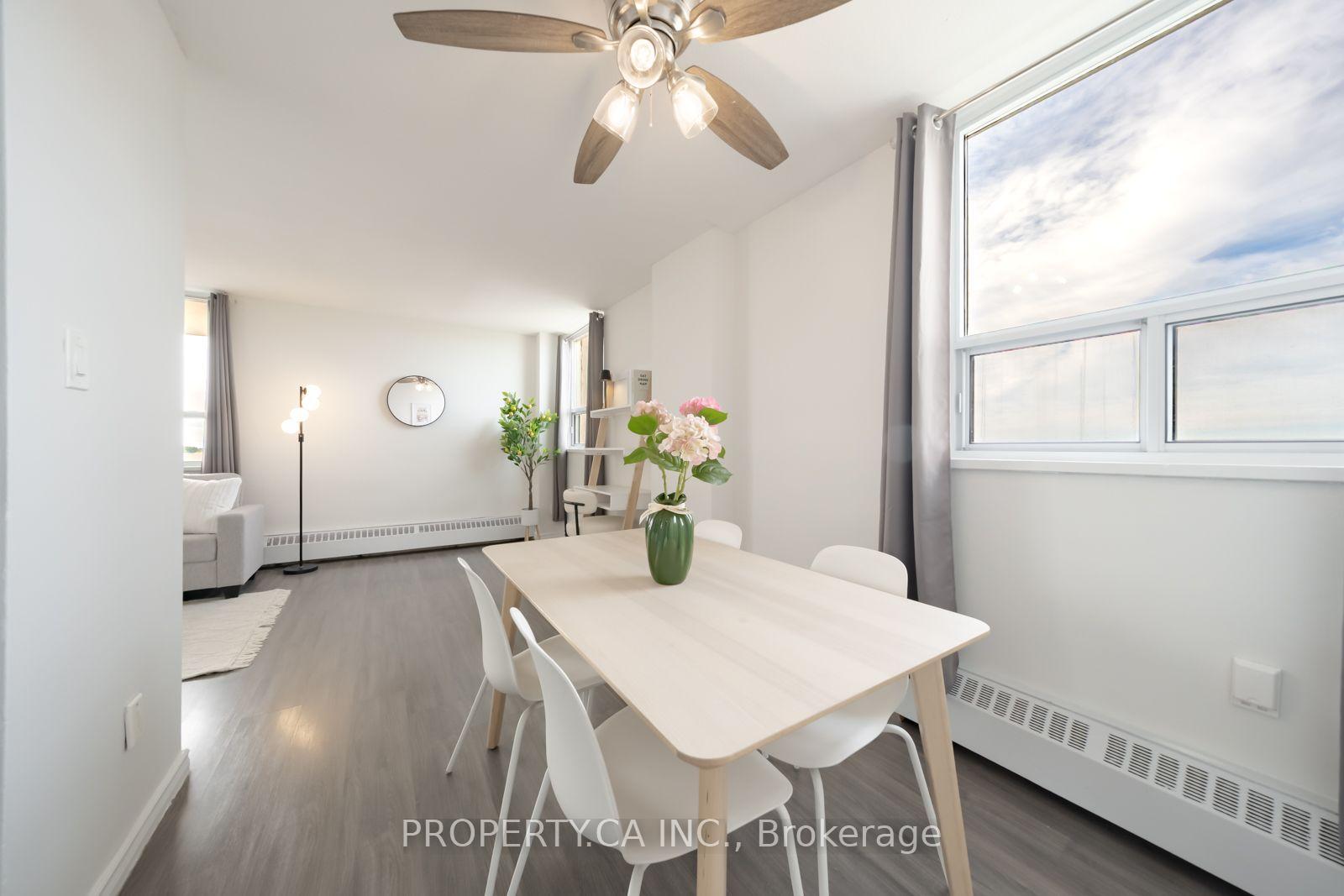 Photo 14 of Unit 1111, 3311 Kingston Road, Scarborough, Scarborough Village — HOMEH