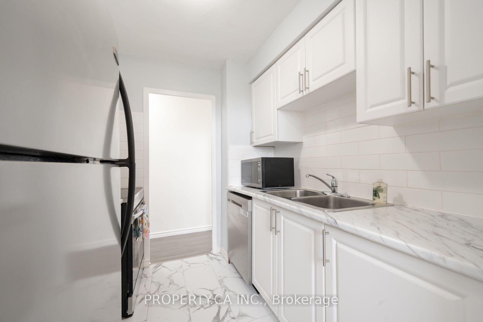 Photo 17 of Unit 1111, 3311 Kingston Road, Scarborough, Scarborough Village — HOMEH