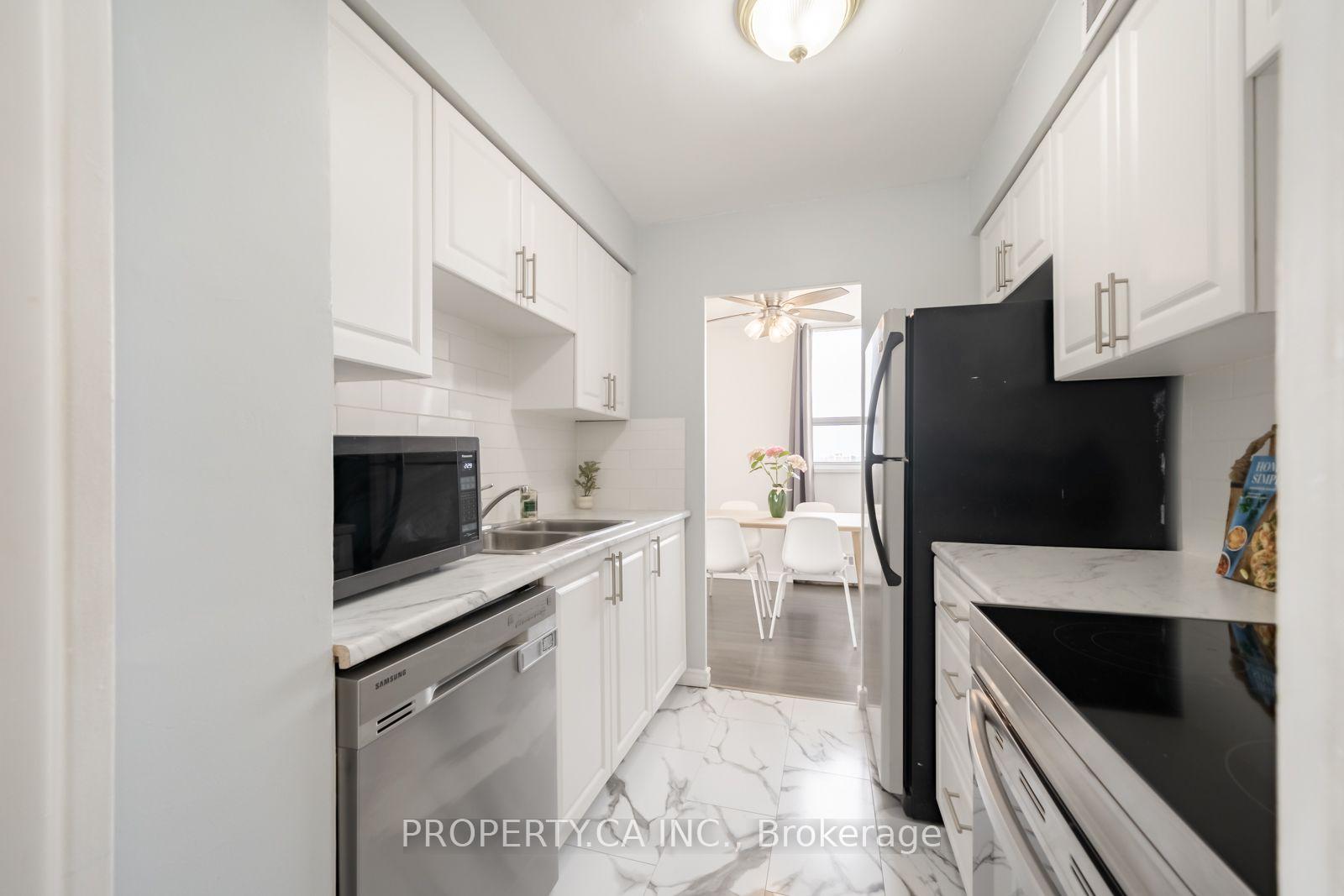 Photo 19 of Unit 1111, 3311 Kingston Road, Scarborough, Scarborough Village — HOMEH