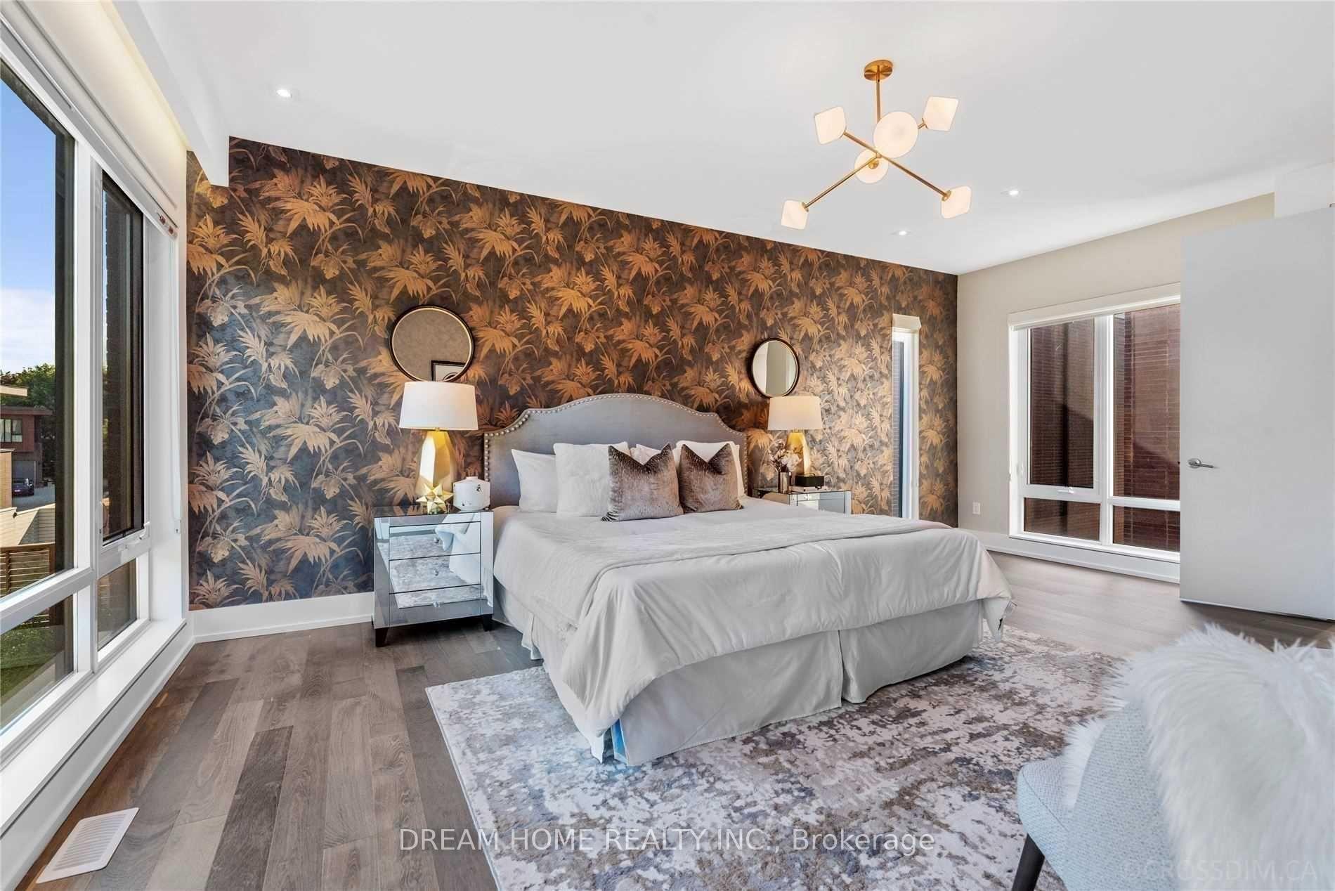 Photo 20 of 21 Valliere Place, North York, Bayview Village — HOMEH