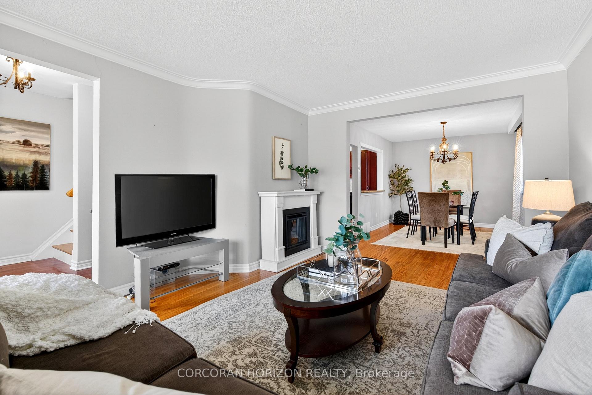Photo 12 of 77 Mineola Road E, Mississauga, Mineola — HOMEH