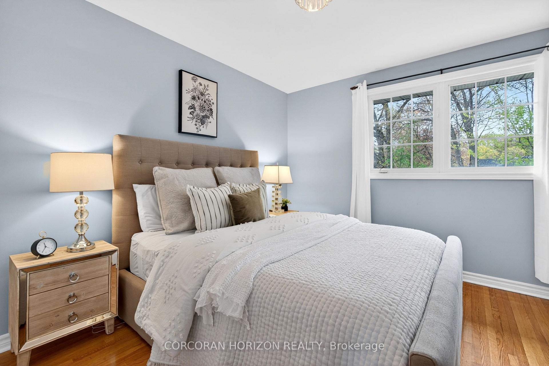 Photo 22 of 77 Mineola Road E, Mississauga, Mineola — HOMEH