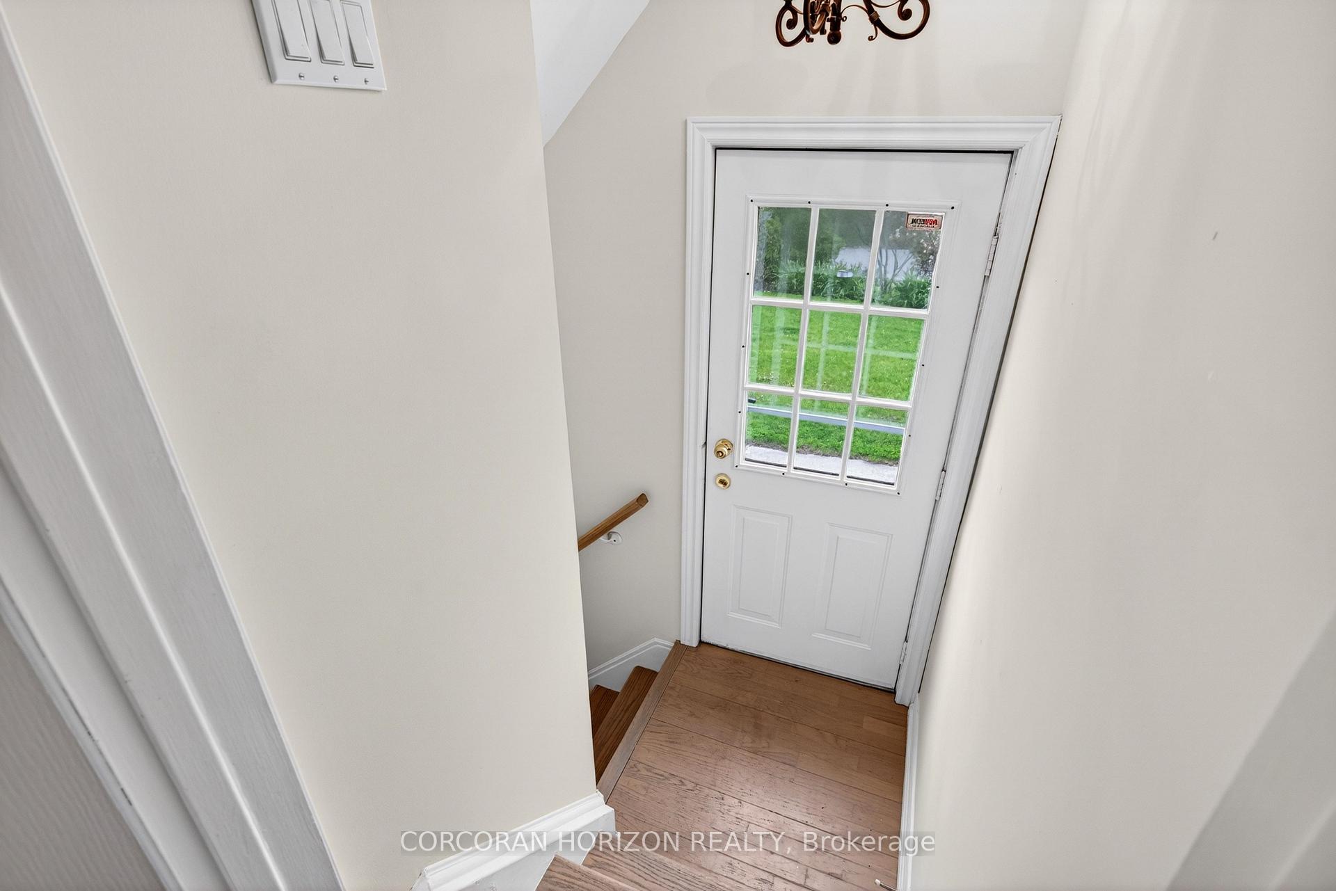 Photo 27 of 77 Mineola Road E, Mississauga, Mineola — HOMEH