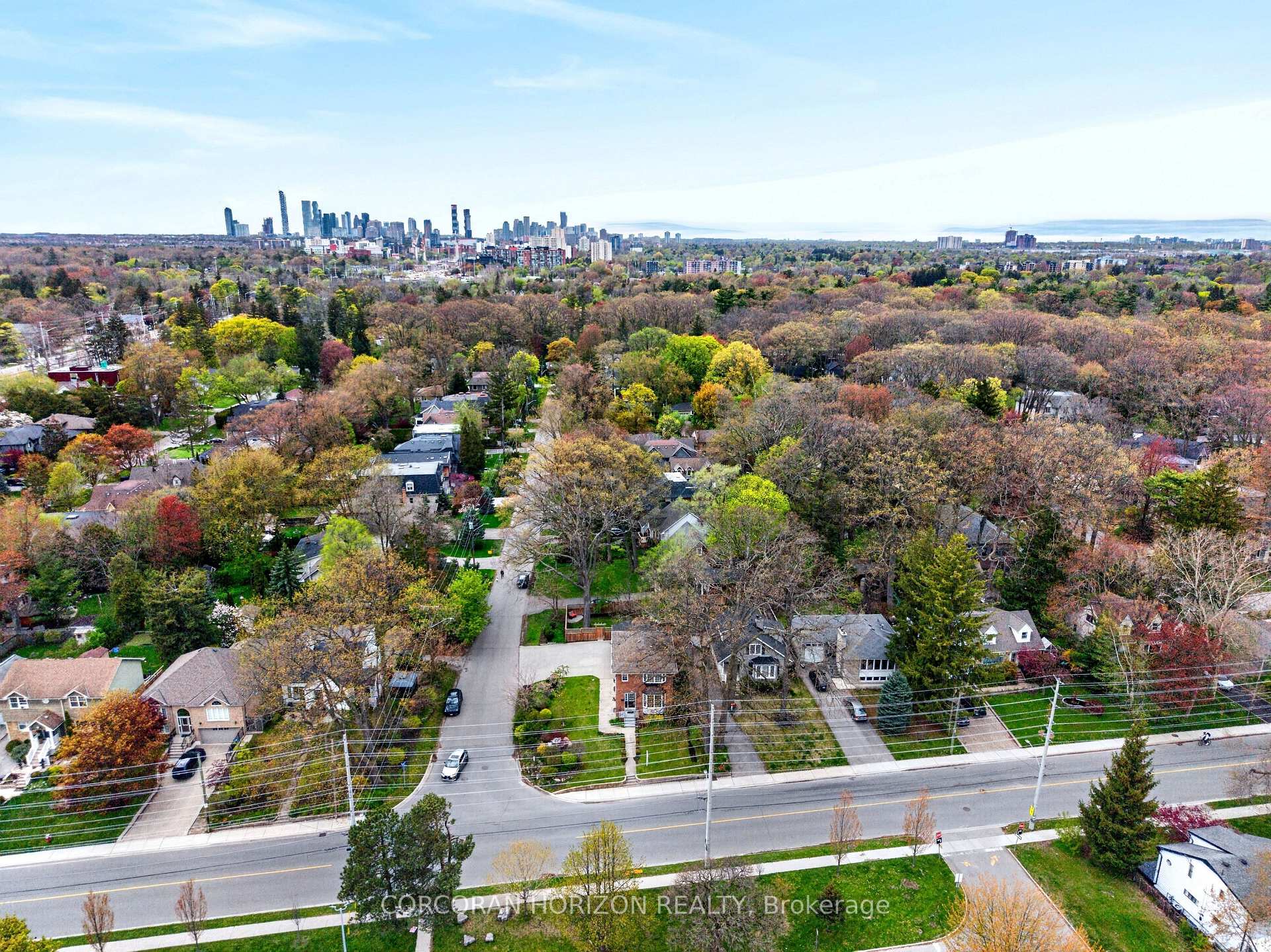 Photo 39 of 77 Mineola Road E, Mississauga, Mineola — HOMEH
