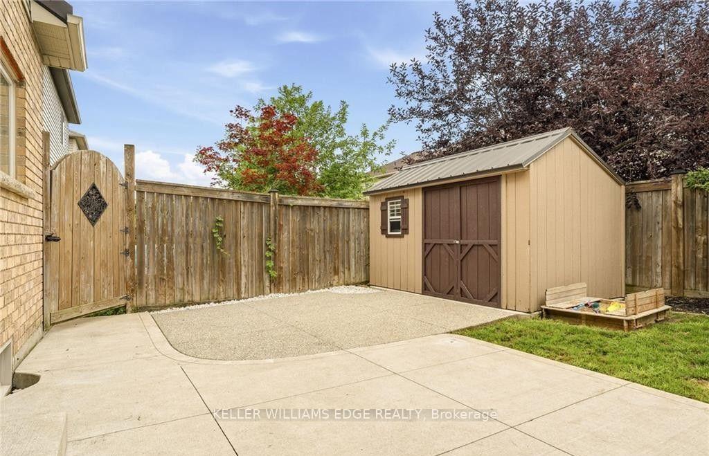 Photo 45 of 53 Valiant Circle, Hamilton, Binbrook — HOMEH