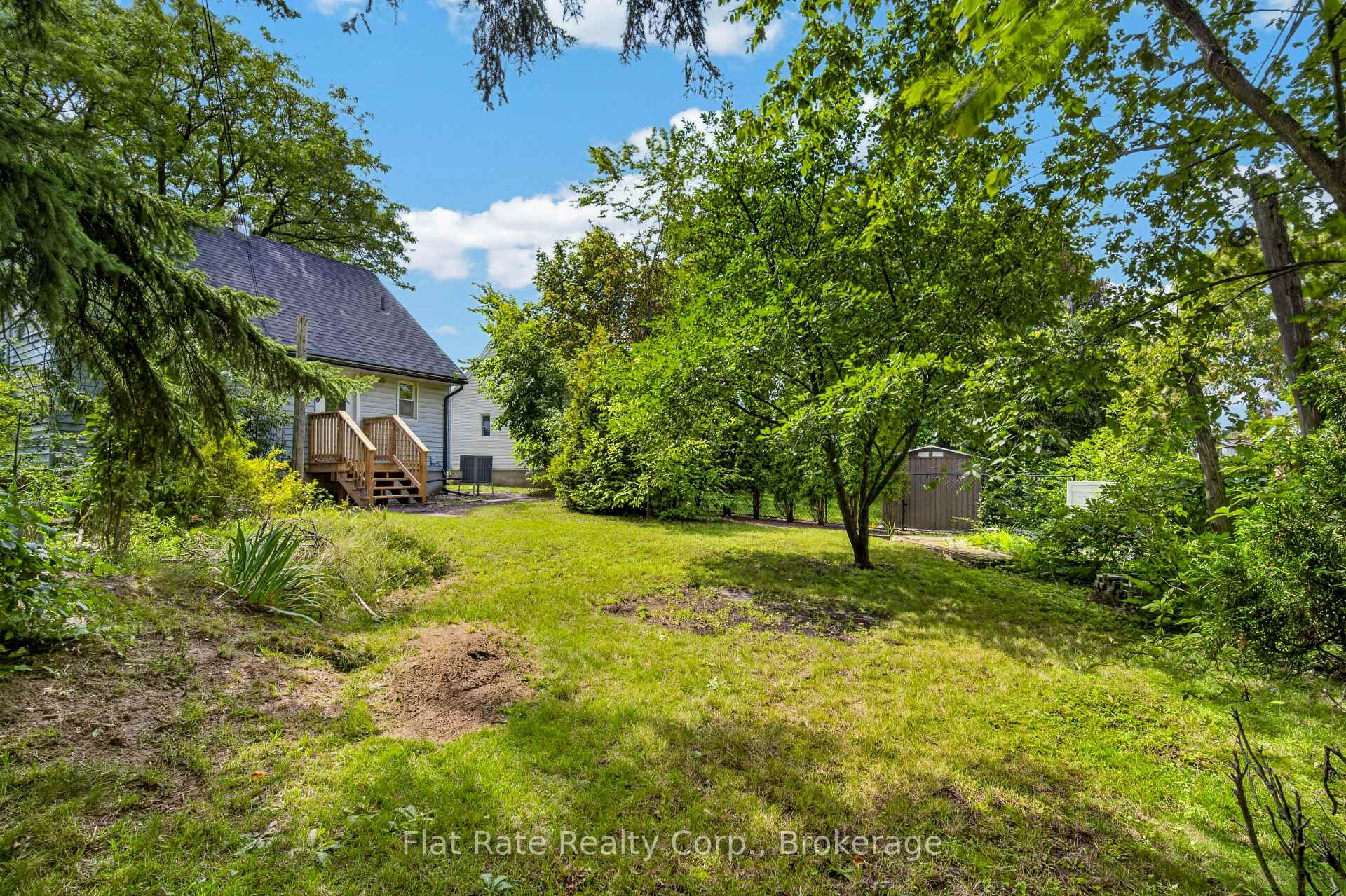 Photo 12 of 718 Gillespie Avenue, Peterborough, Otonabee Ward 1 — HOMEH