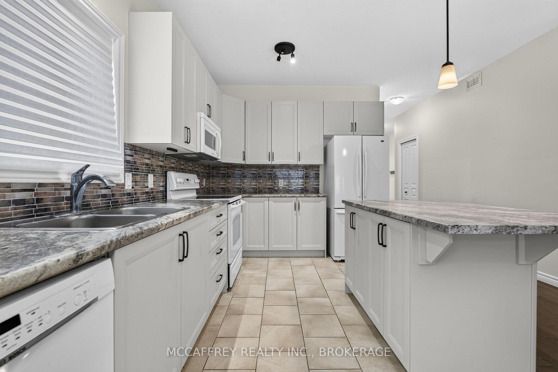 Photo 10 of 1286 Carfa Crescent, Kingston, City Northwest — HOMEH
