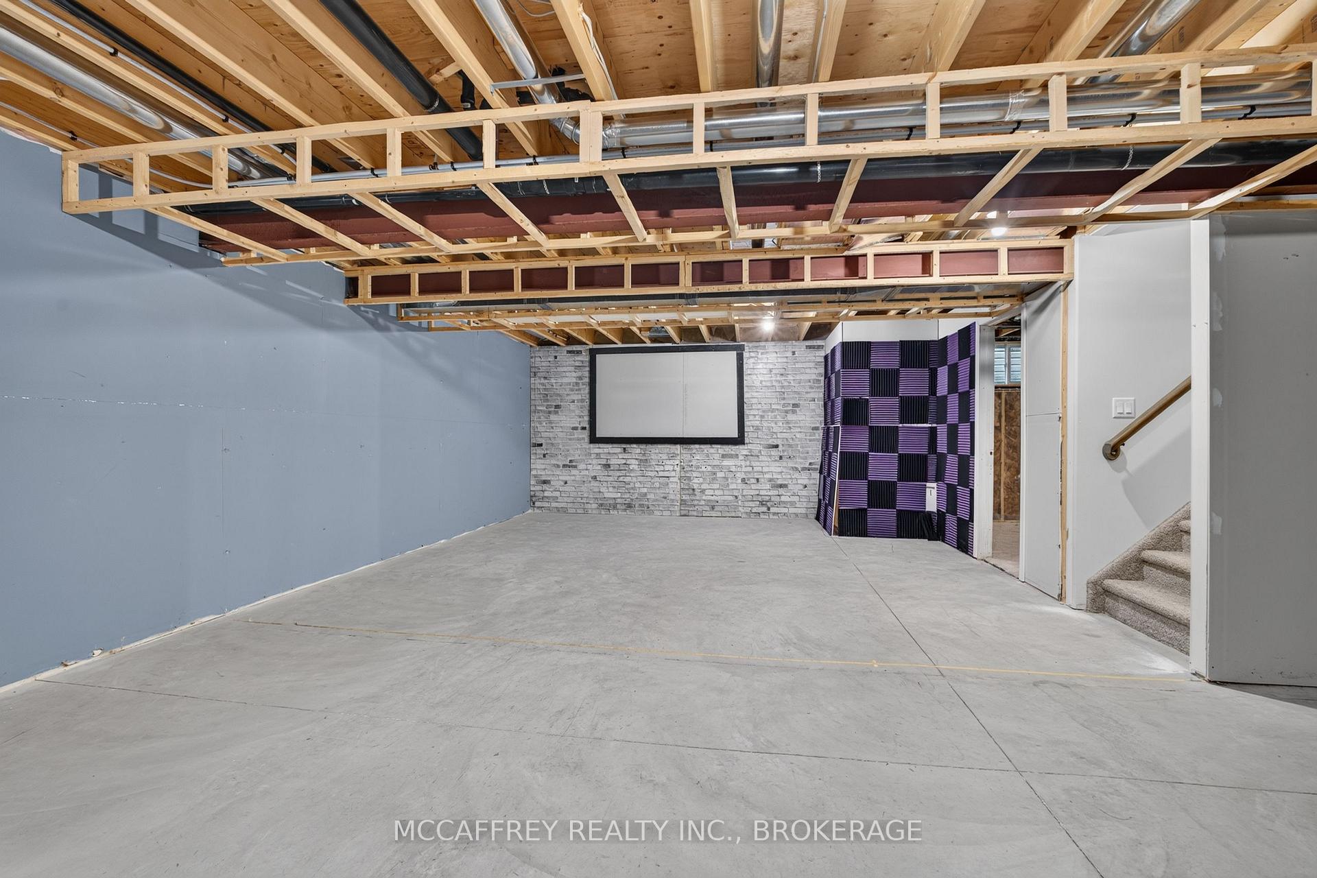 Photo 35 of 1286 Carfa Crescent, Kingston, City Northwest — HOMEH