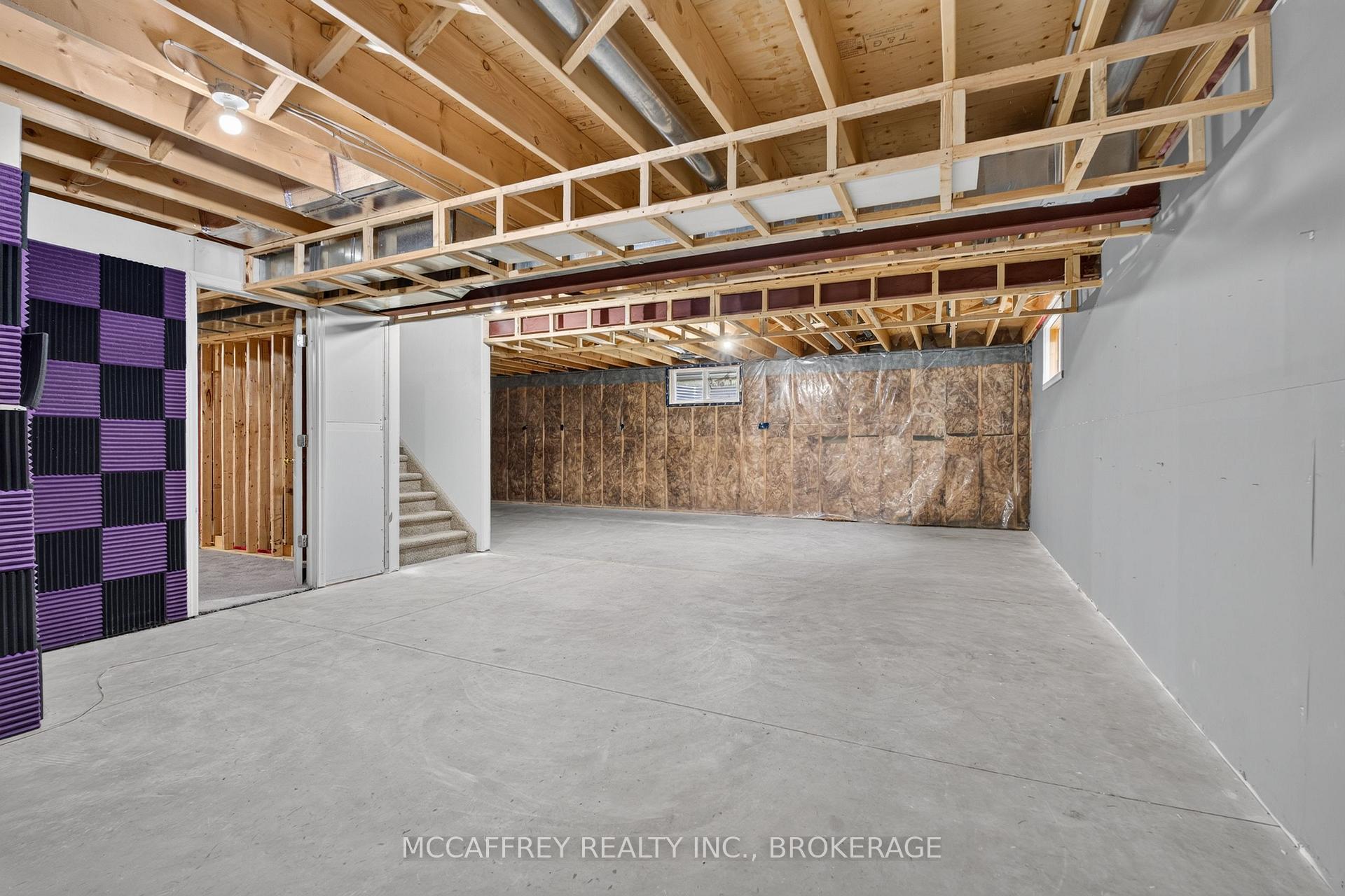 Photo 36 of 1286 Carfa Crescent, Kingston, City Northwest — HOMEH
