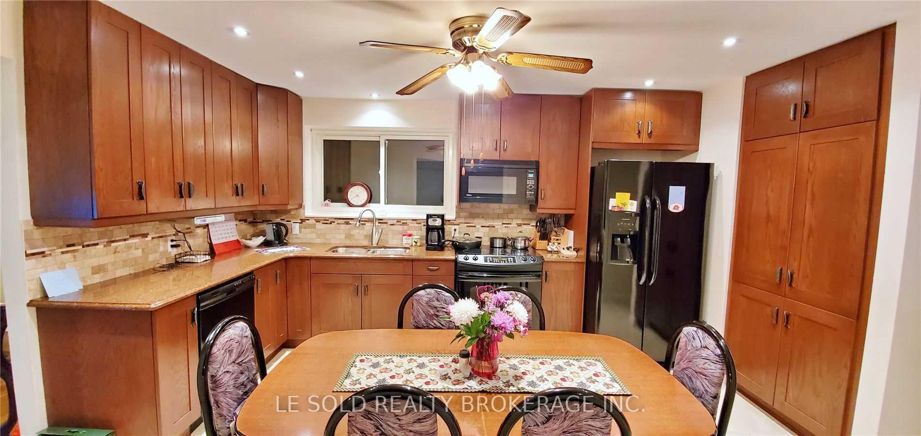 Photo 11 of Unit Upper, 50 Dickson Hill Road, Markham, Rural Markham — HOMEH