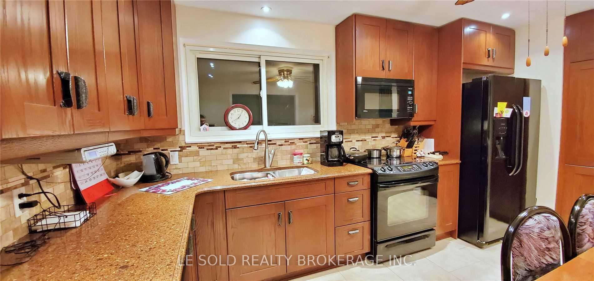 Photo 13 of Unit Upper, 50 Dickson Hill Road, Markham, Rural Markham — HOMEH