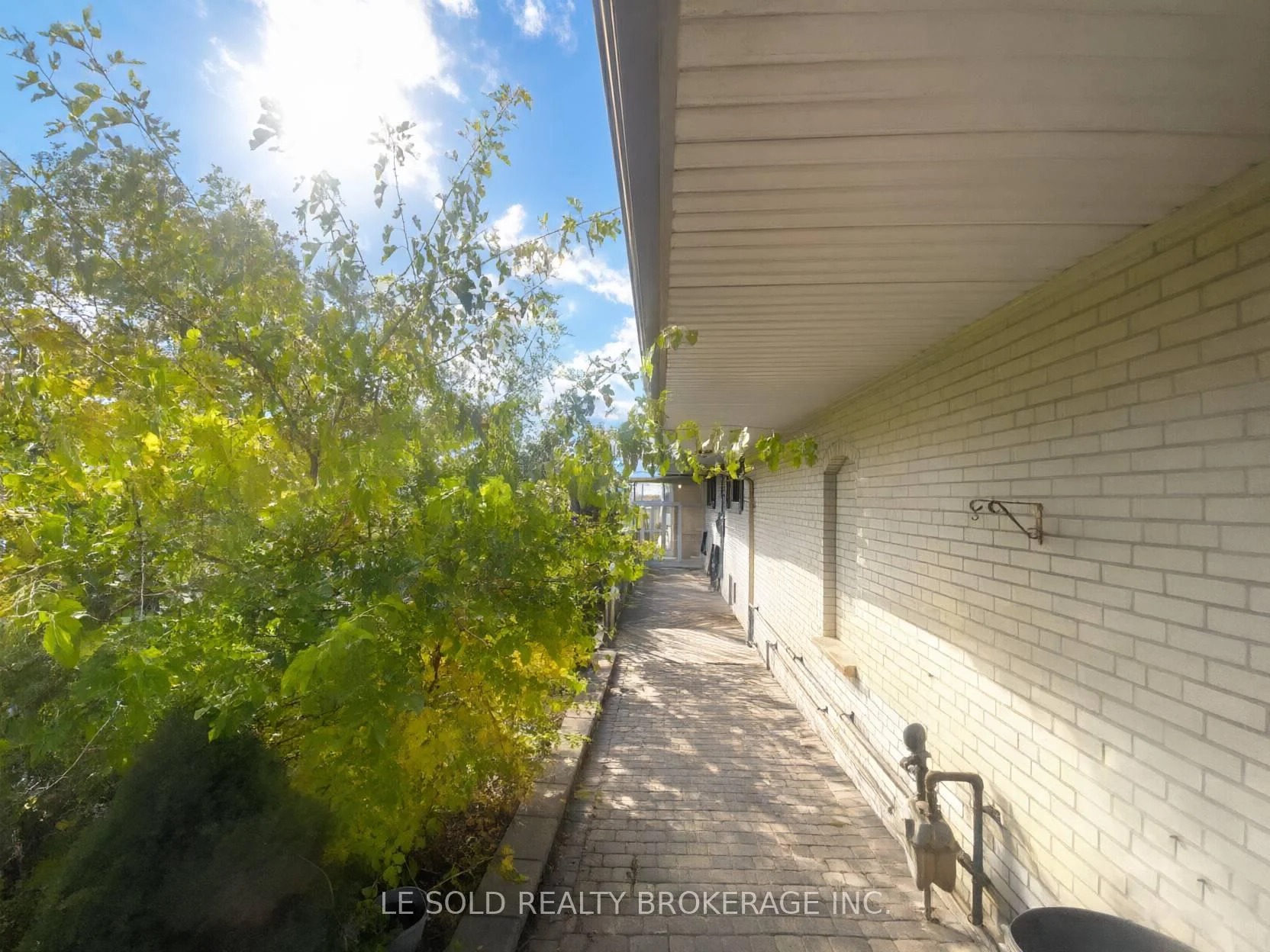 Photo 4 of Unit Upper, 50 Dickson Hill Road, Markham, Rural Markham — HOMEH