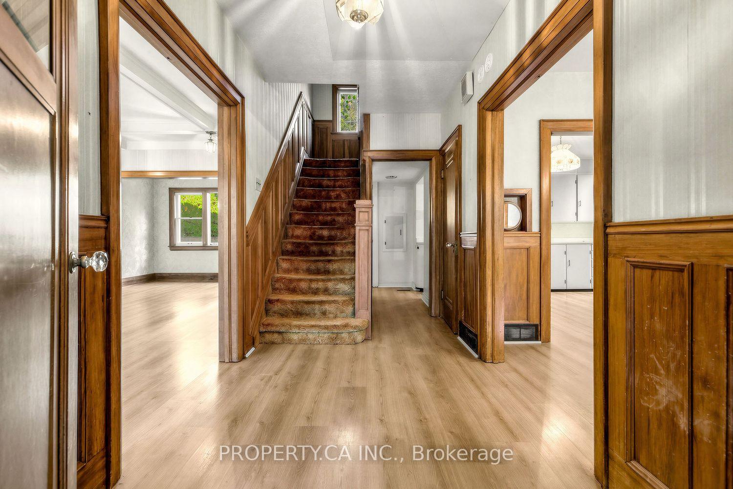 Photo 3 of 54 Baby Point Road, Toronto, Lambton Baby Point — HOMEH