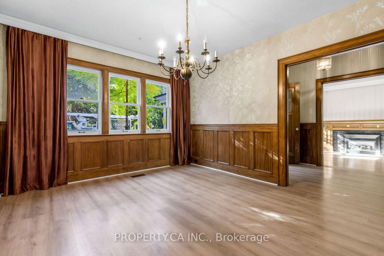 Photo 11 of 54 Baby Point Road, Toronto, Lambton Baby Point — HOMEH