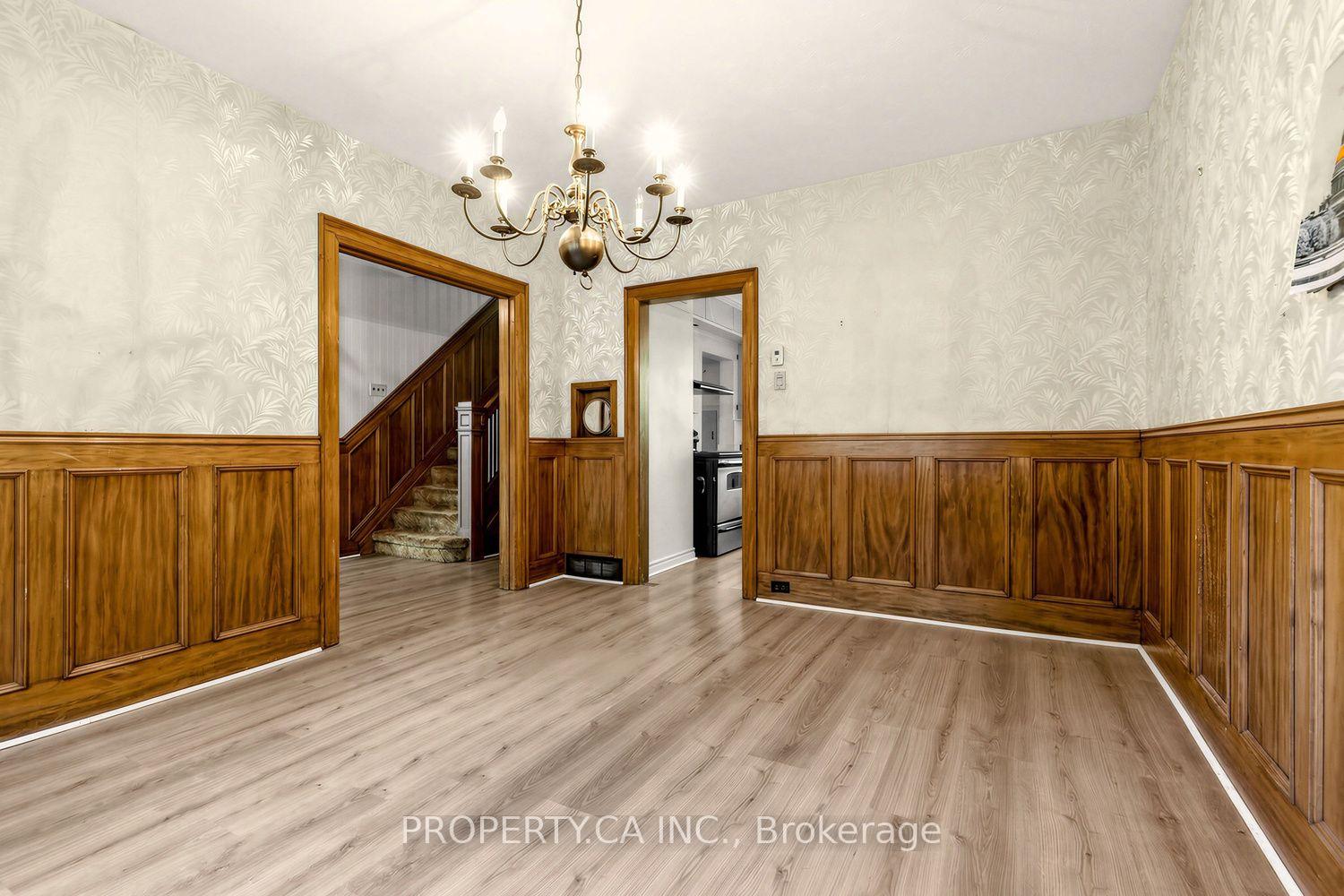 Photo 12 of 54 Baby Point Road, Toronto, Lambton Baby Point — HOMEH